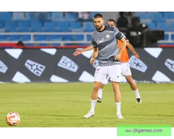 沙特联利雅得新月豪取十七连胜稳居联赛榜首 持续领跑展现强大实力