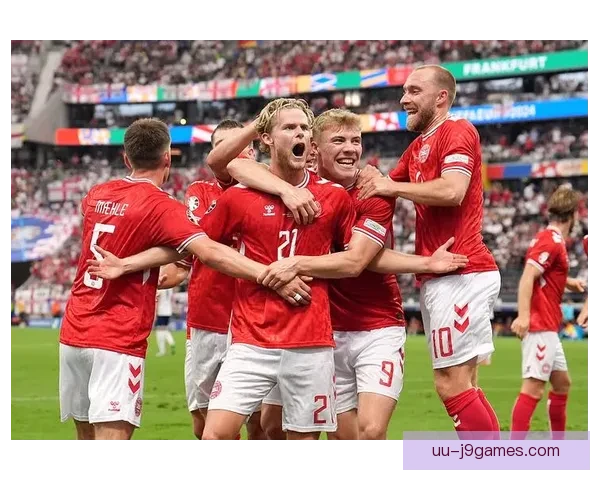 英格兰欧洲杯战平丹麦表现引争议球迷热议球队调整方向